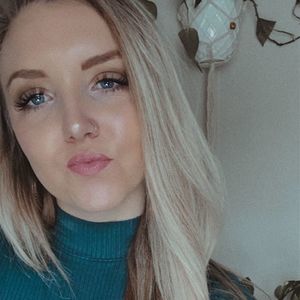 Meet your Posher, Lexi